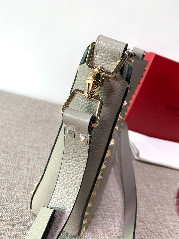 VAL LUXURY BAGS - FOR FASHION LOVERS  AFFORDABLE LUXURY BAGS- 1394