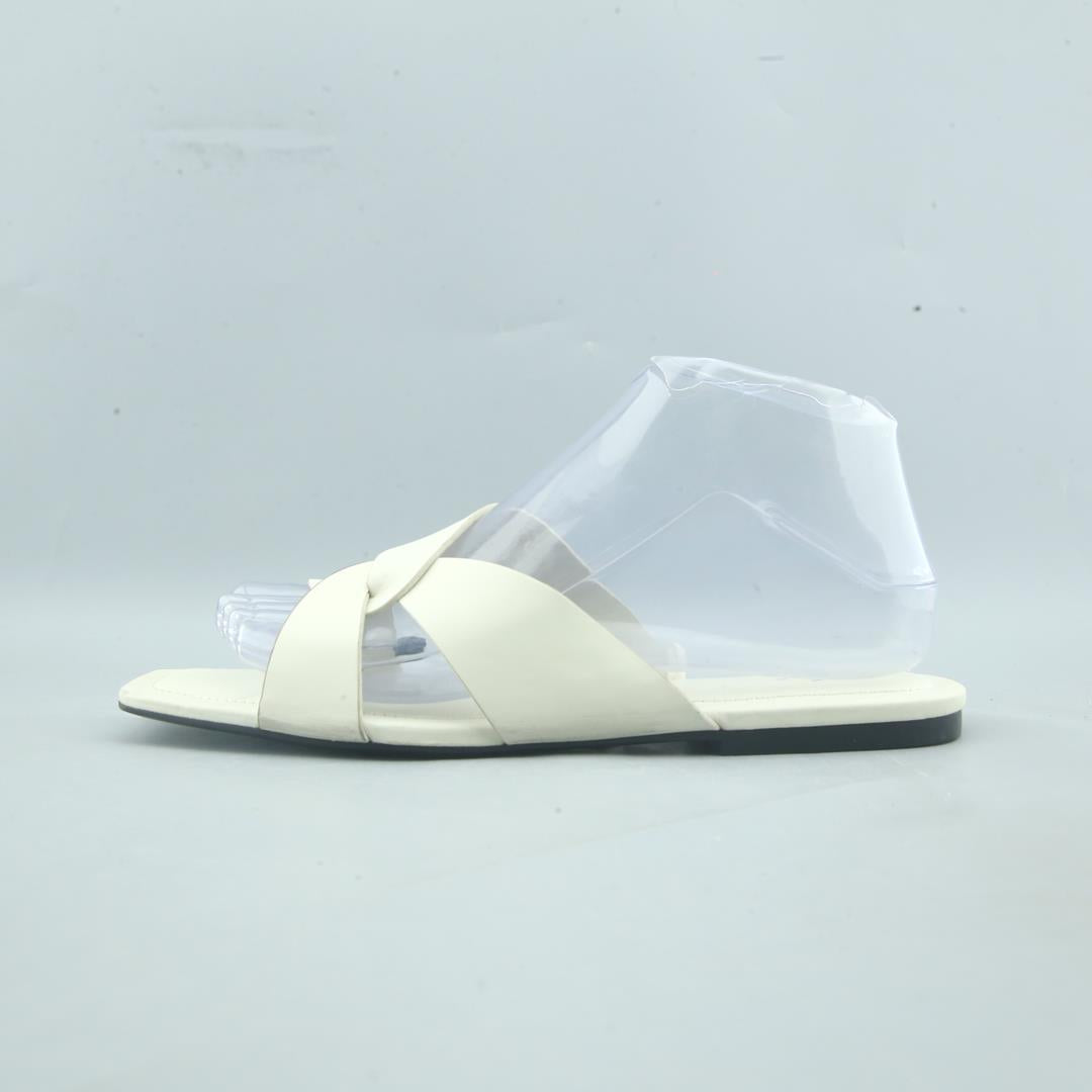ZARA. .