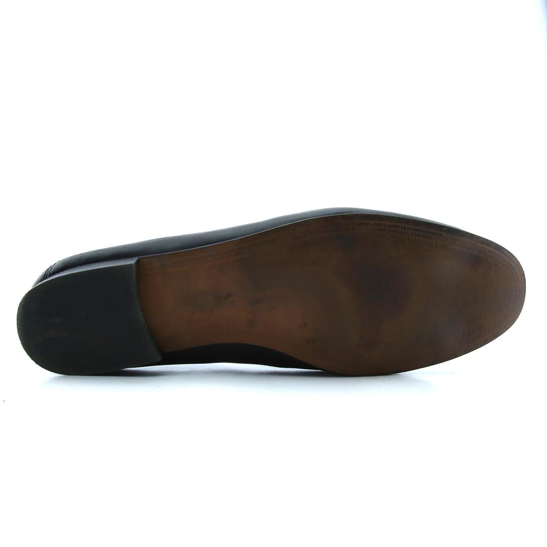 SAM EDELMAN  .
