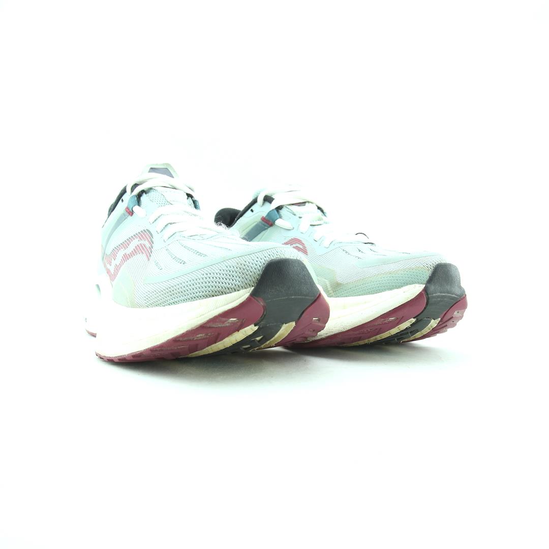SAUCONY TEMPUS