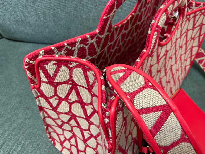 VAL LUXURY BAGS - FOR FASHION LOVERS  AFFORDABLE LUXURY BAGS- 891