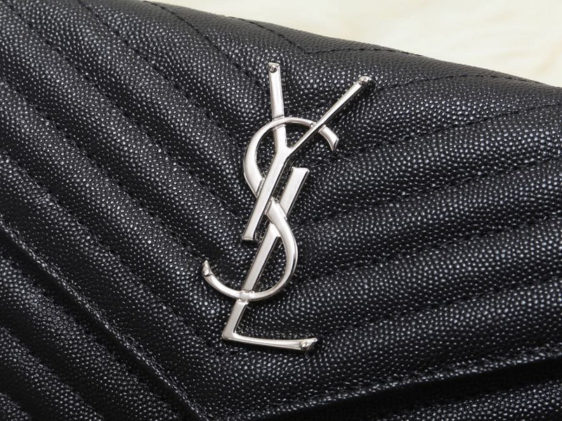 Amelia - YSL Bag - 3562