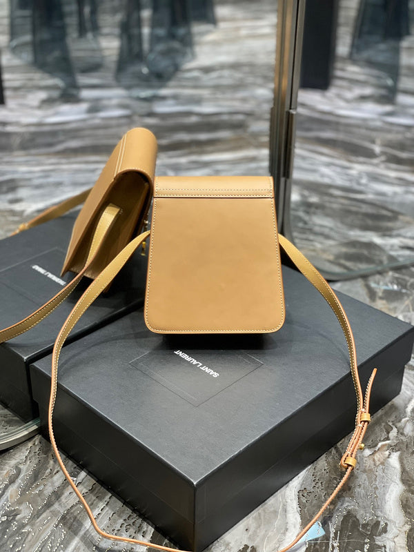 Amelia - YSL Bag - 3912