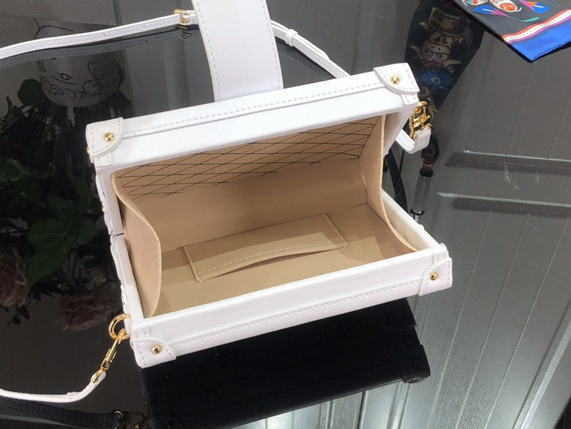 Fashion Lu-Vi bags - 3424