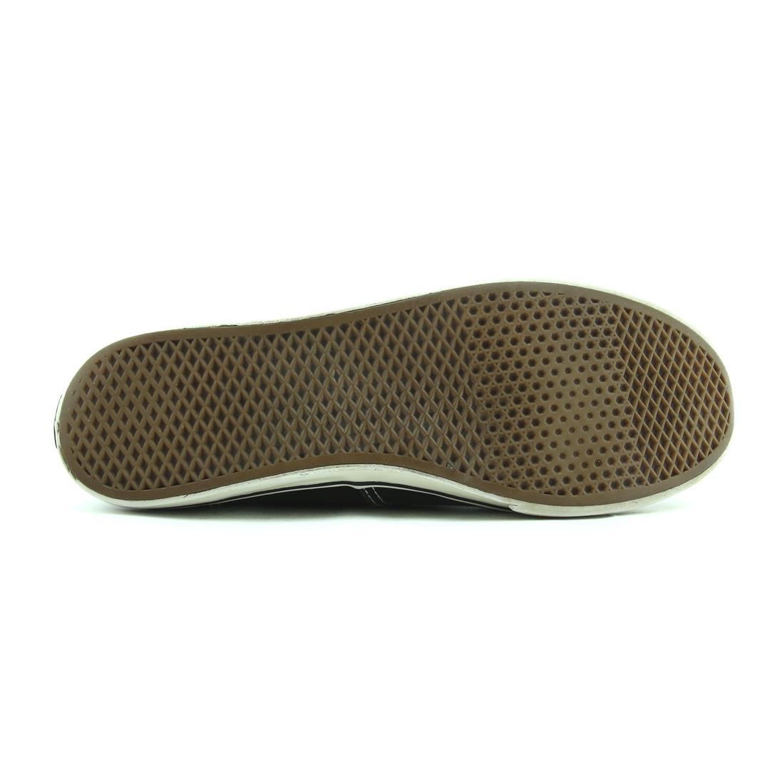VANS AUTHENTIC
