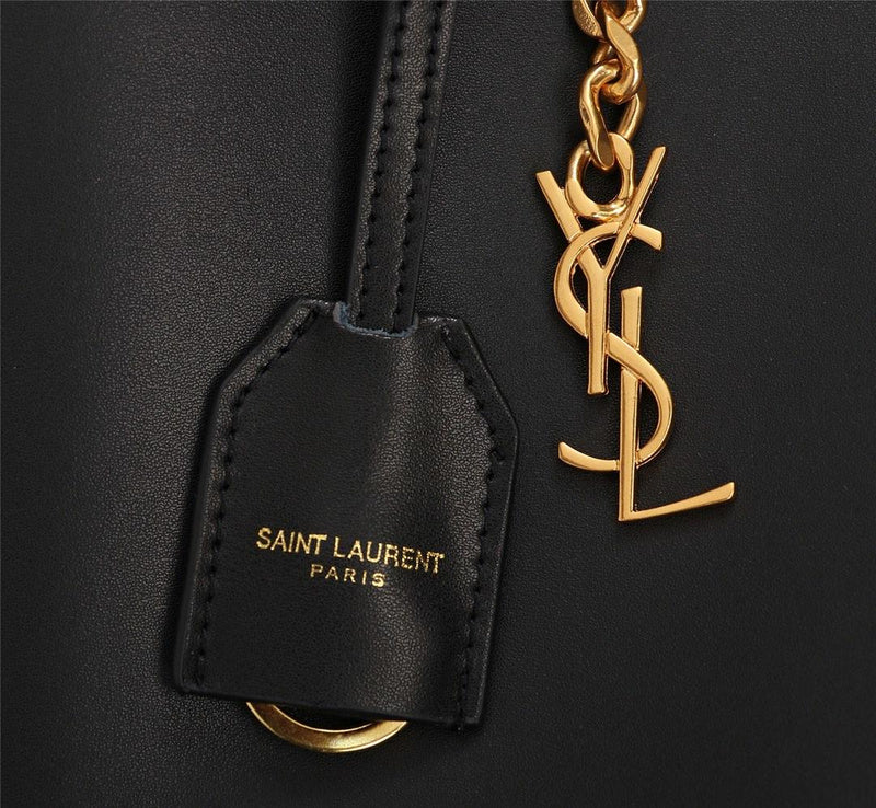 Amelia - YSL Bag - 2834