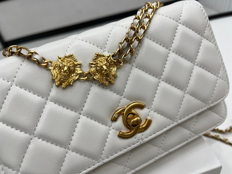 Wellow Bags - Chanel - Bags  - 241