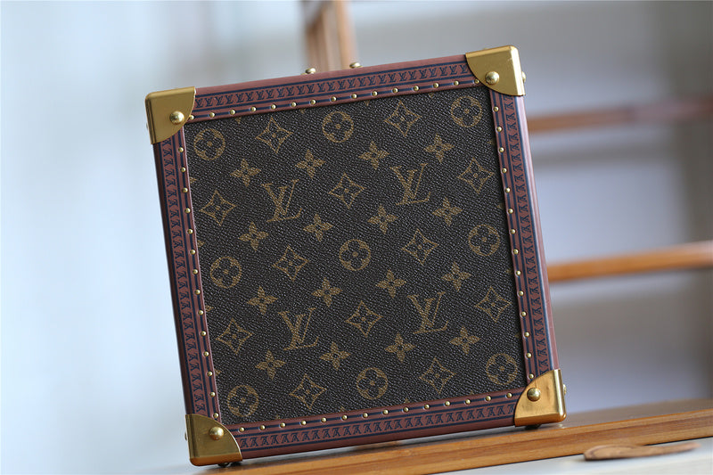 Fan Fashion Lu-Vi bags - 9554