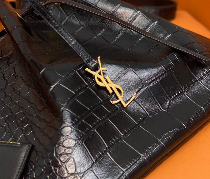 Amelia - YSL Bag - 2049