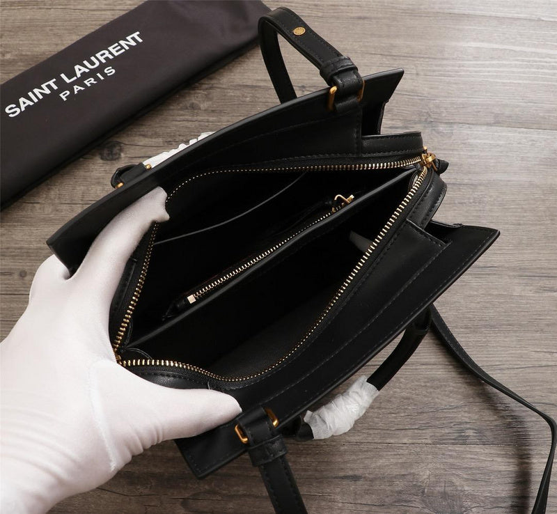 Amelia - YSL Bag - 2940