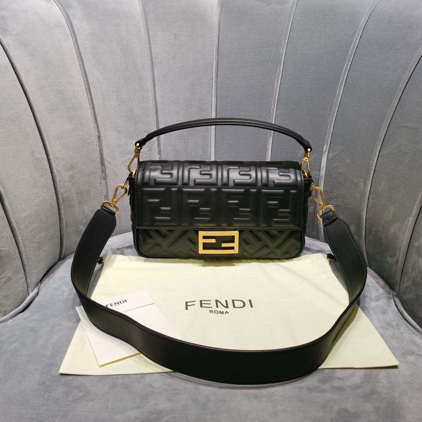Amelia-  FND BAGS  - 211