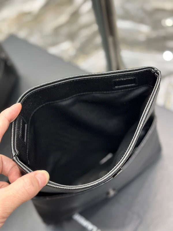 Amelia - YSL Bag - 2367