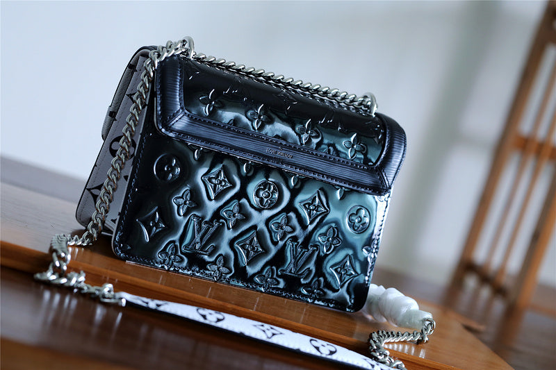 Amelia - LOV Lady Bags - 1846