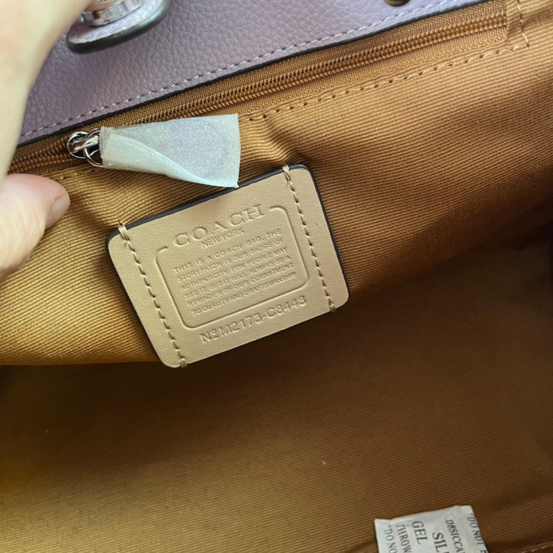 Amelia-i CAH Bags - 411
