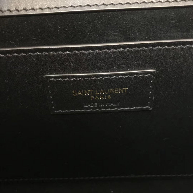 Amelia - YSL Bag - 3856