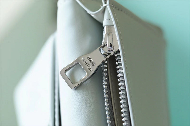 Fan Fashion Lu-Vi bags - 10526