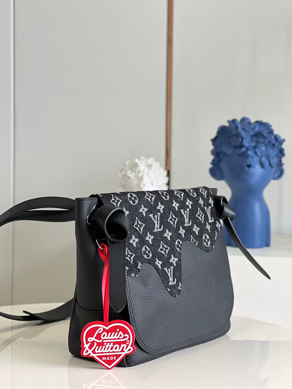 Fan Fashion Lu-Vi bags - 17310
