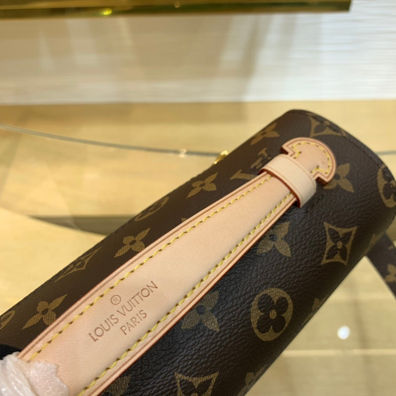 Fan Fashion Lu-Vi Bags - 16665
