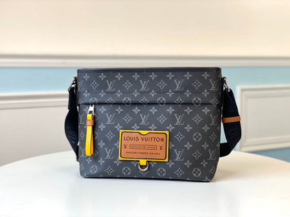 Fan Fashion Lu-Vi bags - 17090