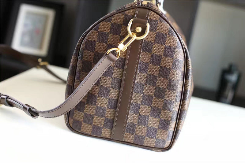 Fan Fashion Lu-Vi bags - 8150