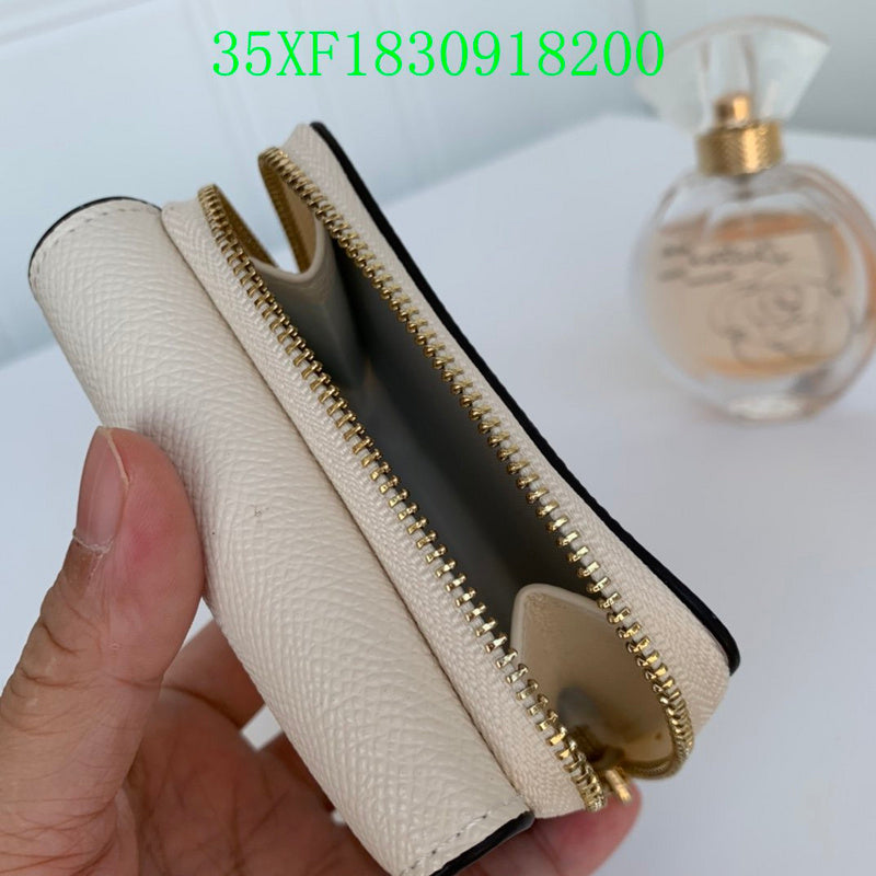 Amelia - CAH Wallet - 080