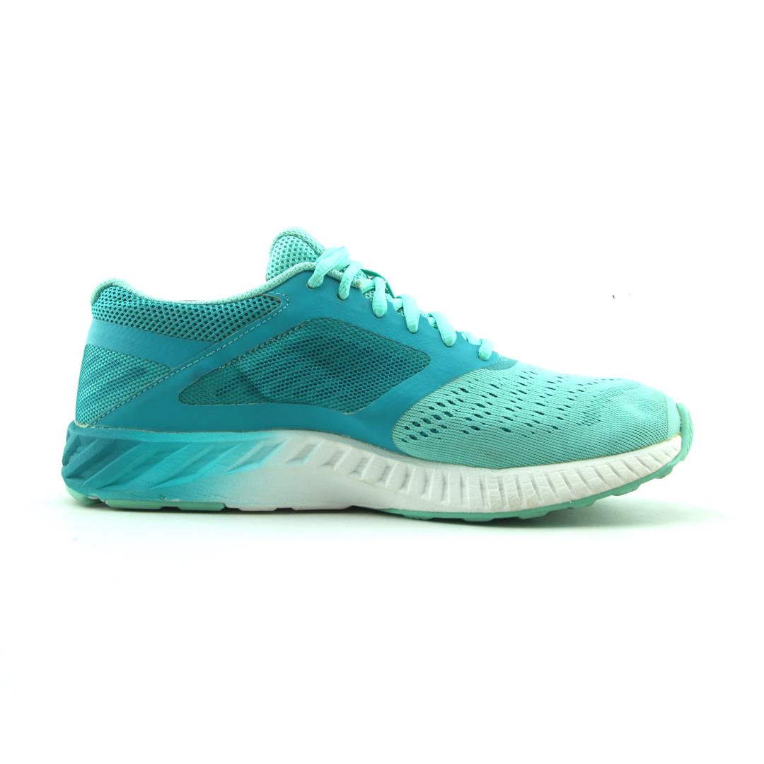 ASICS FUZEX LYTE