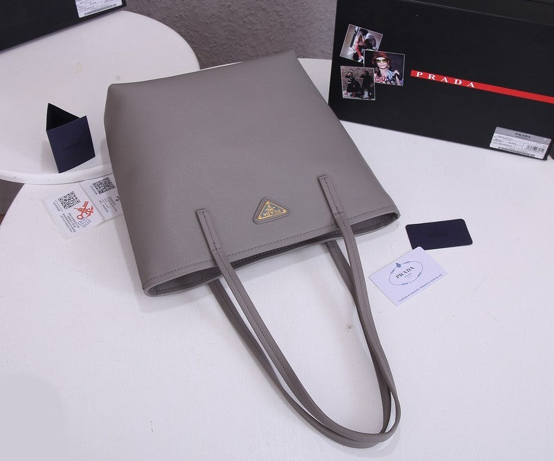 Reeby Bags - Prada Bags - 1001