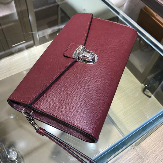 Amelia - PD Wallets - 014