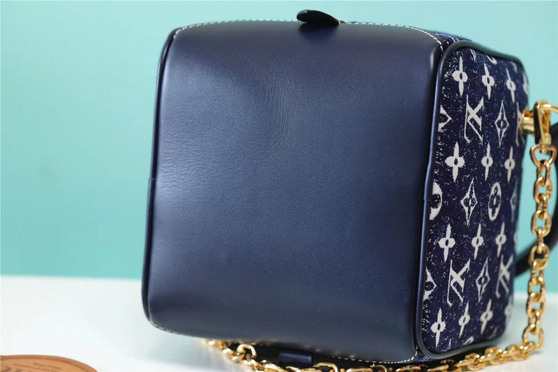 Fan Fashion Lu-Vi bags - 8897