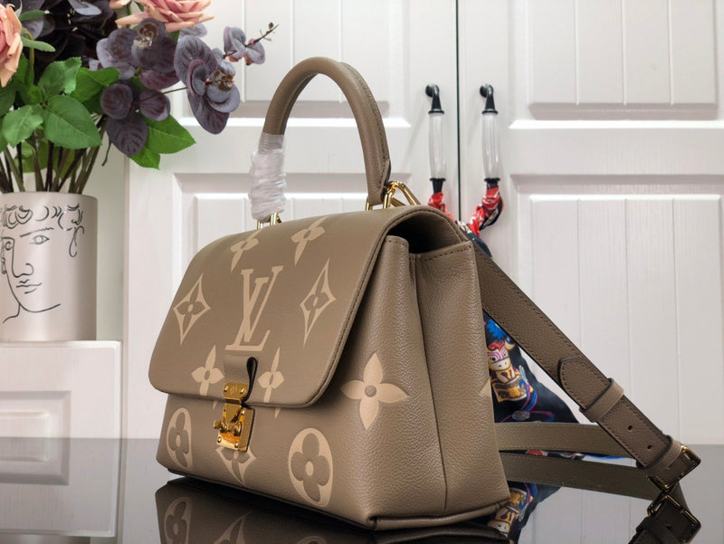 Fan Fashion Lu-Vi Bags - 16728