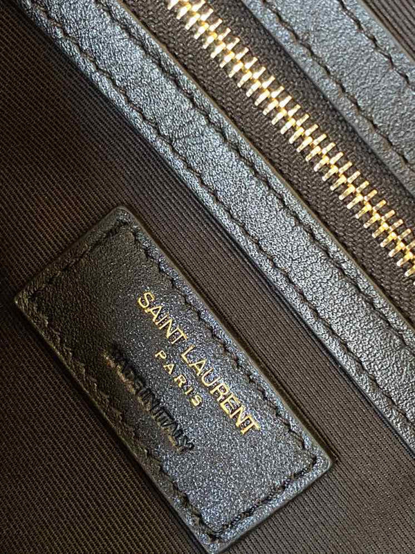 Amelia - YSL Bag - 3656