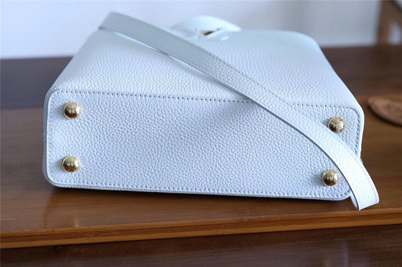 Fan Fashion Lu-Vi bags - 8372