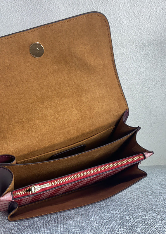 Amelia-i CAH Bags - 121
