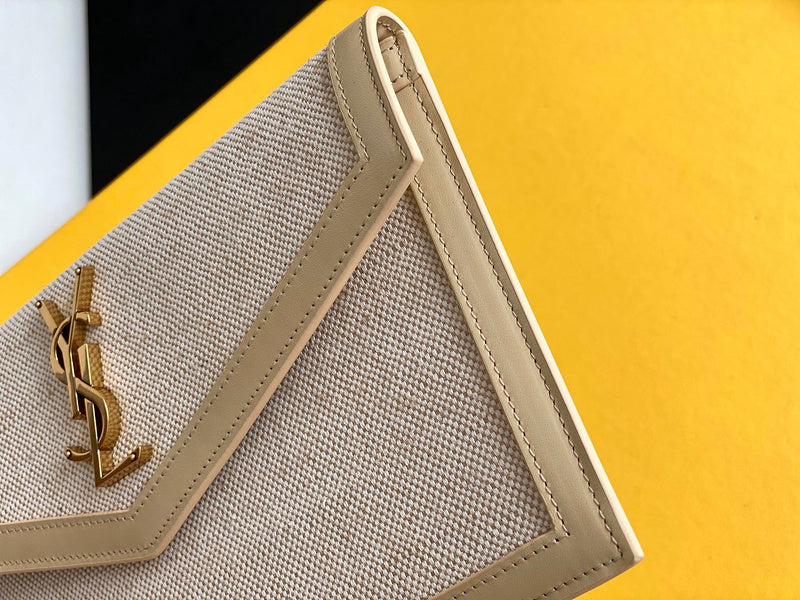 Amelia - YSL Bag - 4131