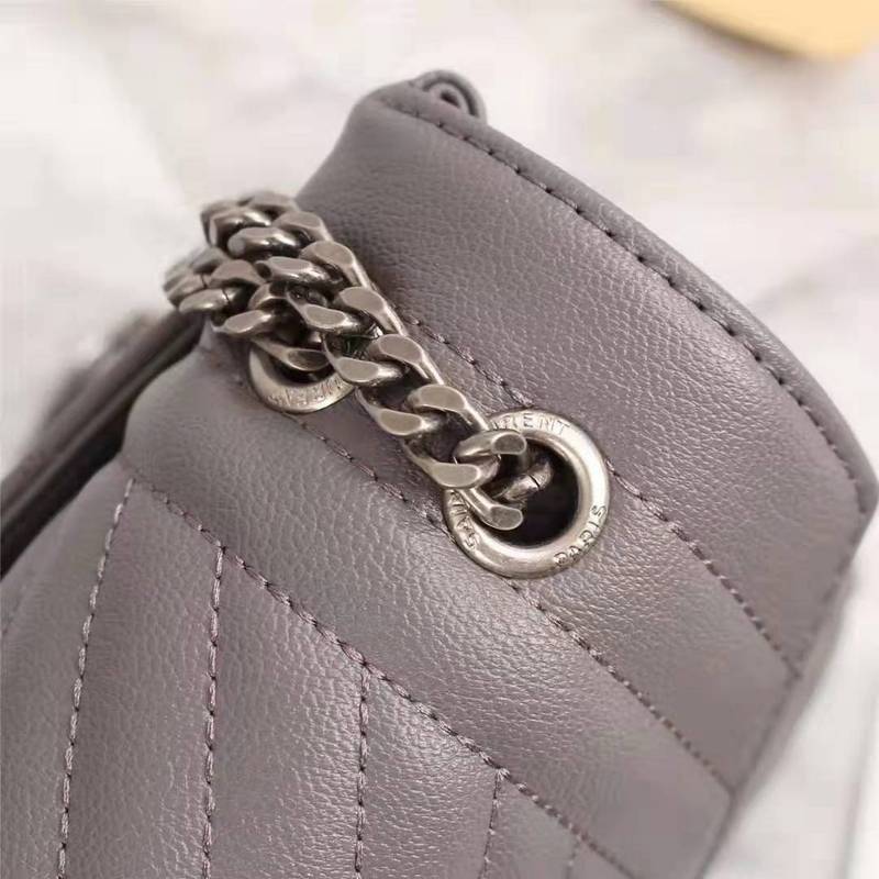 Amelia - YSL Bag - 2821