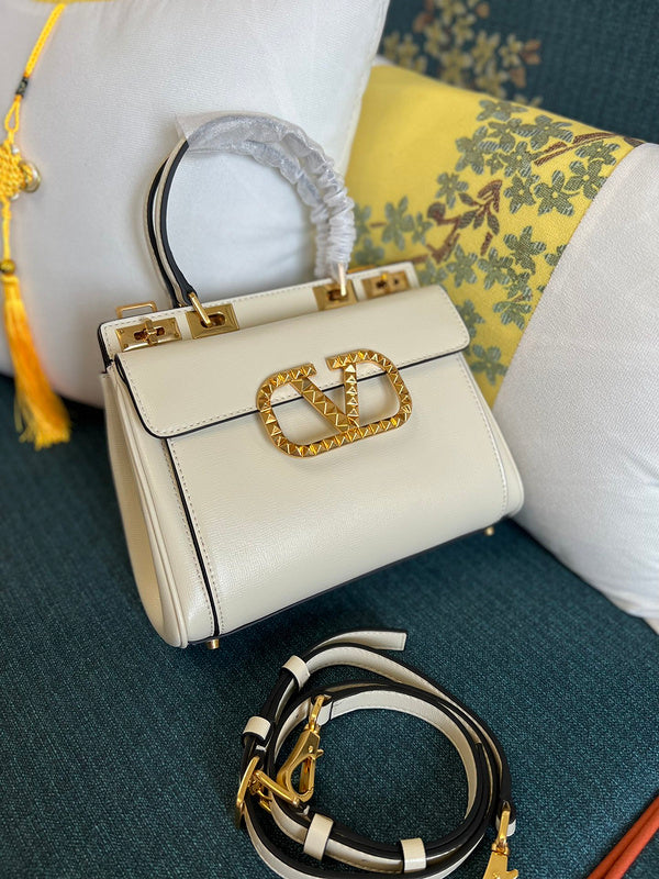 Amelia's Bag Gallery - VEL Bags - 459