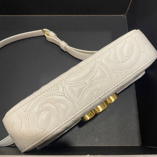 CE Triomphe Shoulder Bag In Quilted Triomphe Lambskin White For Women 8in/20Amelia194143EF4.01BC