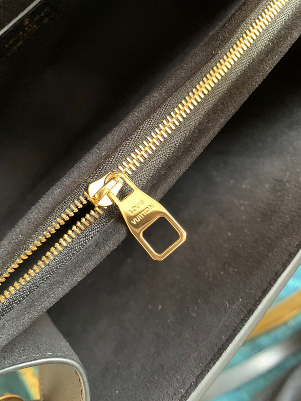 Amelia - LV Bags - 13234