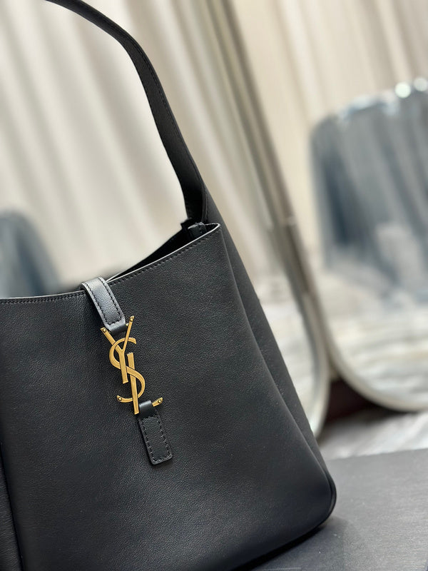 Amelia - YSL Bag - 3969