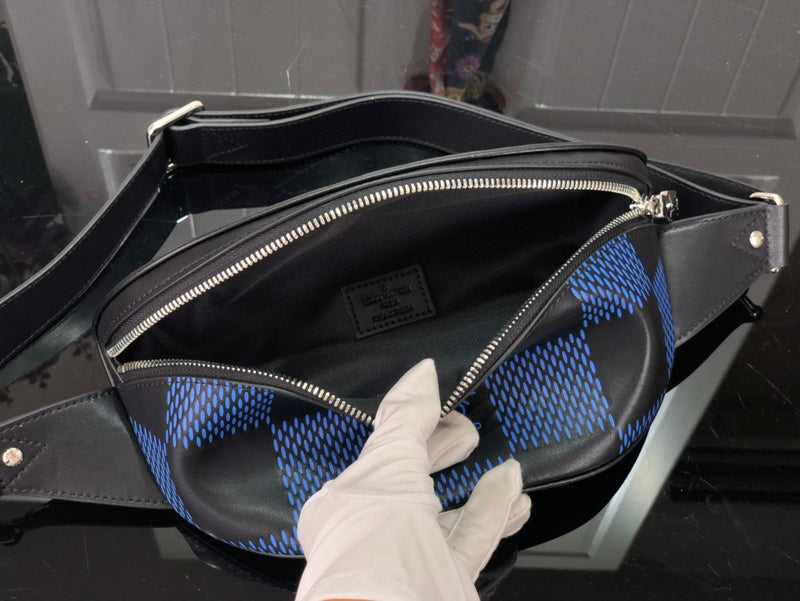 Fan Fashion Lu-Vi bags - 17381