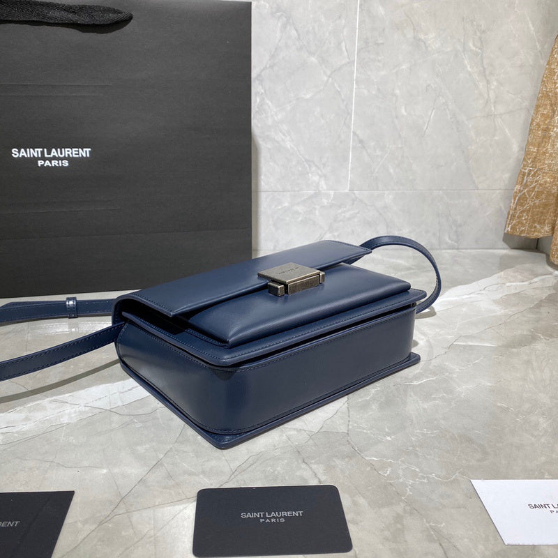 Amelia - YSL Bag - 4035