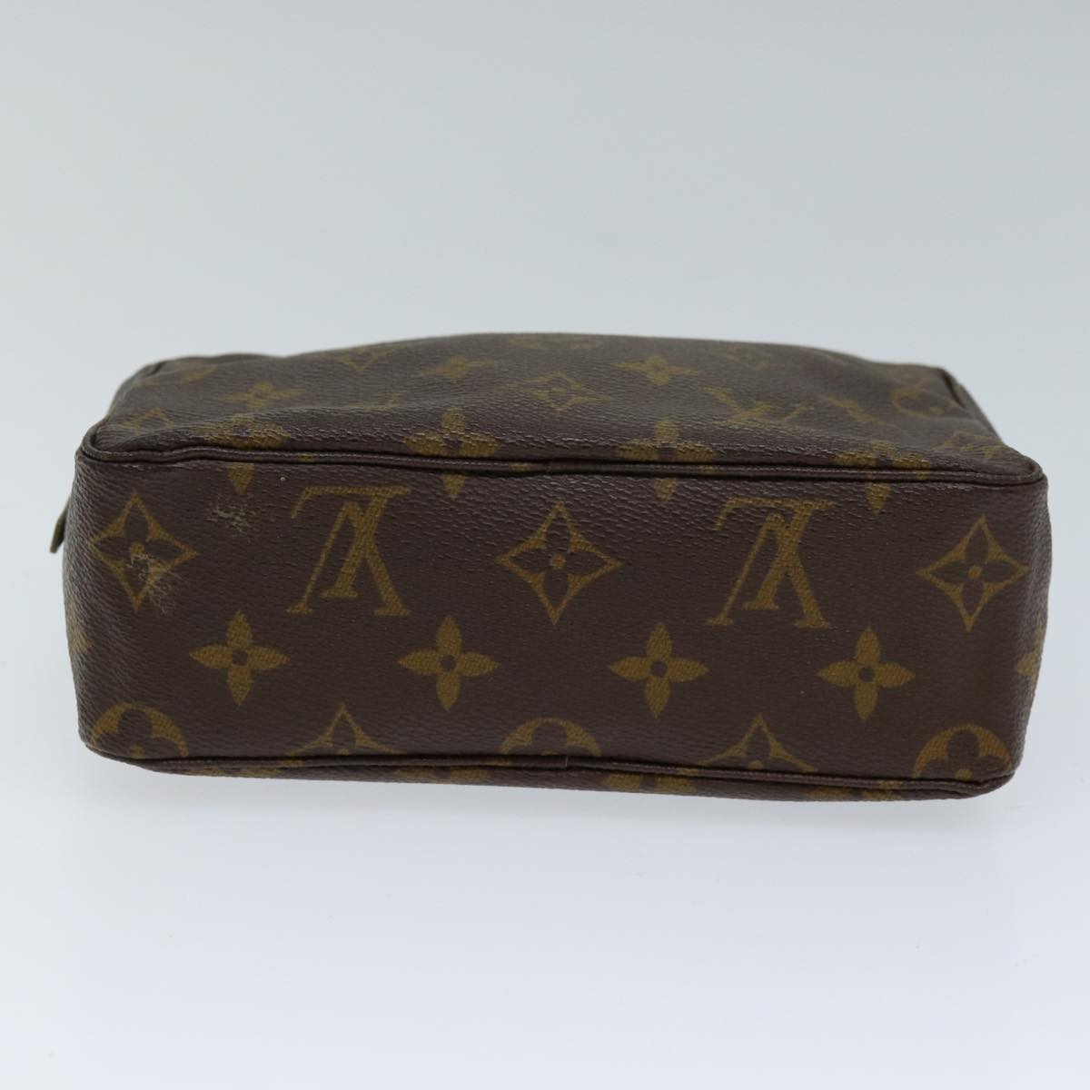 Louis Vuitton Poche Toilette 19  Canvas Clutch Bag