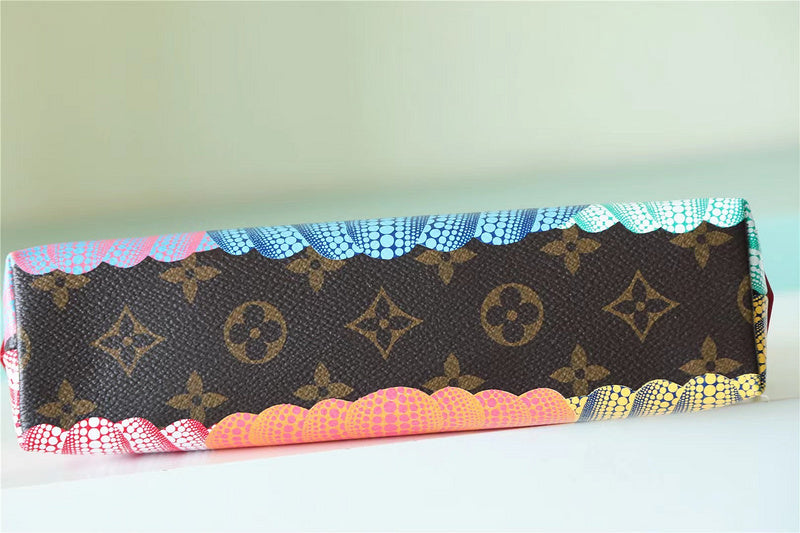 Fan Fashion Lu-Vi bags - 8750