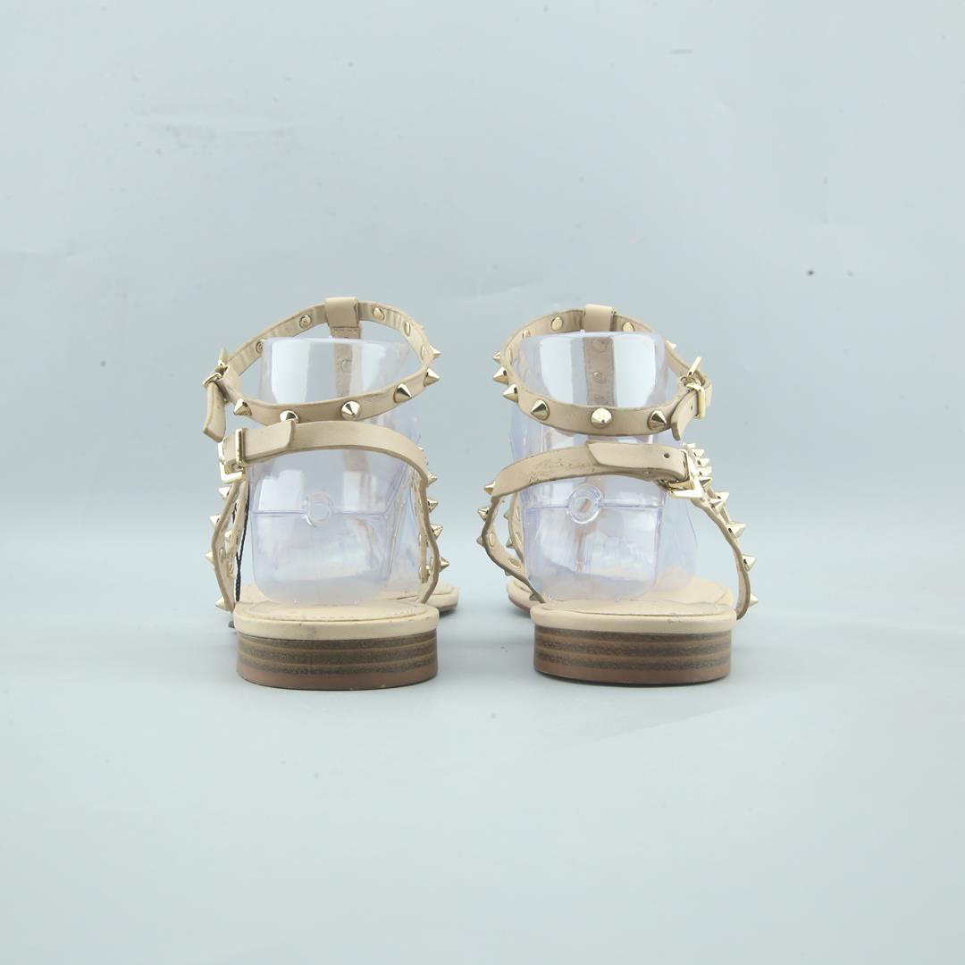 ZARA. .