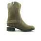 VINCE CAMUTO .