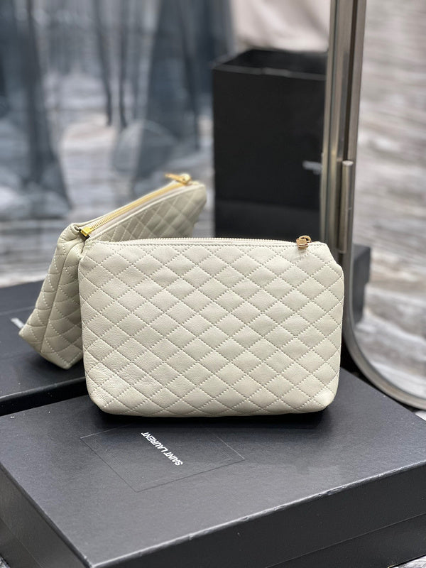 Amelia - YSL Bag - 2362