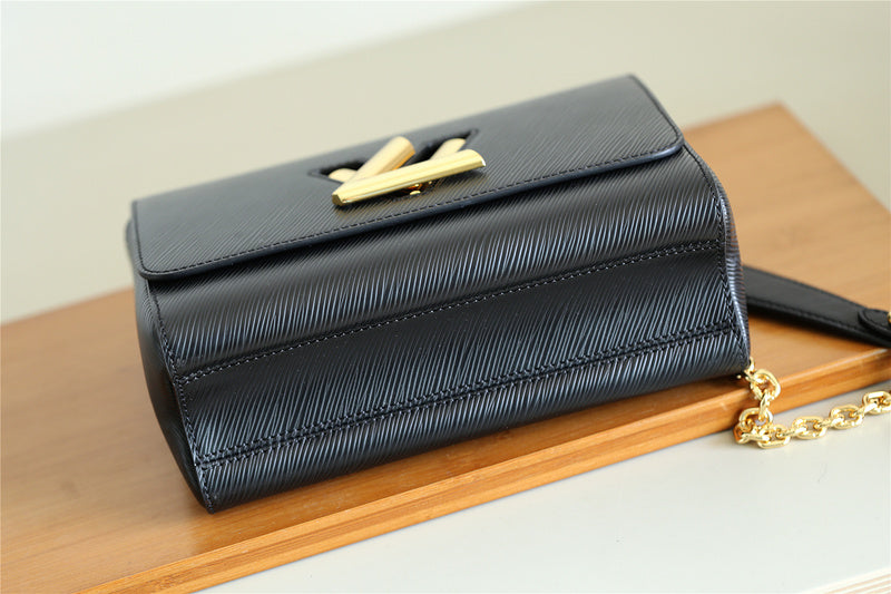 Fan Fashion Lu-Vi bags - 8524