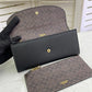 Amelia - CAH Wallet - 049