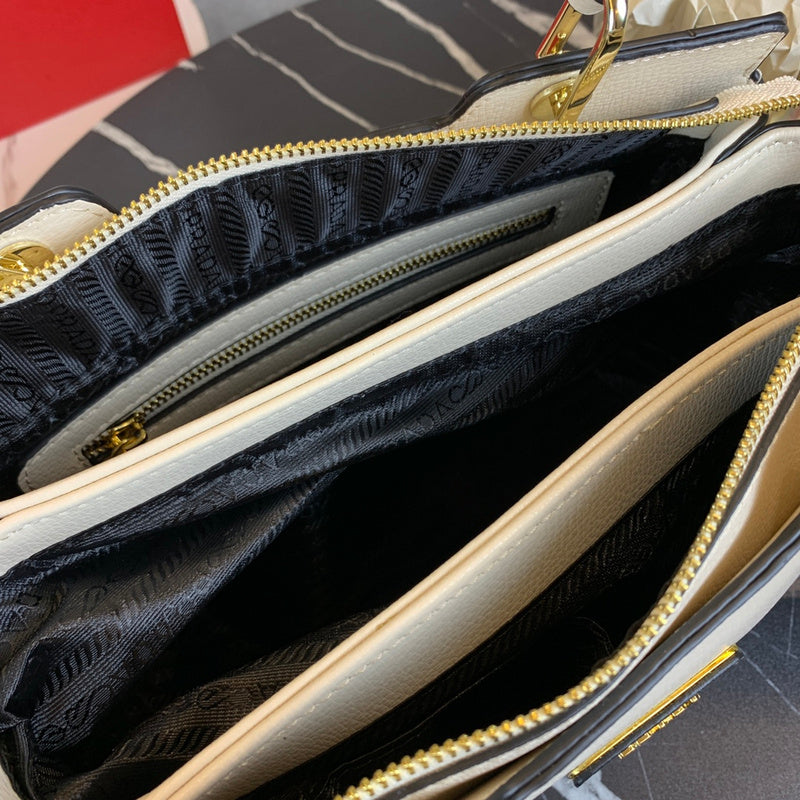 Barnes-Bags - Prada Bags - 980