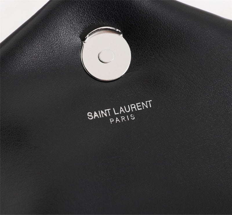 Amelia - YSL Bag - 2867
